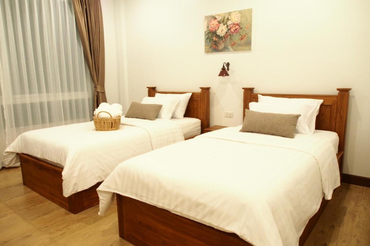 פרה נאקון סי איוטאיה Romyen Cafe' Homestay מראה חיצוני תמונה